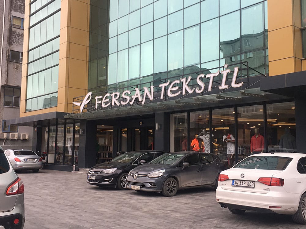 Beylikdüzü genel merkez: satış, ihracat, dikim-sevkiyat ve yönetim.